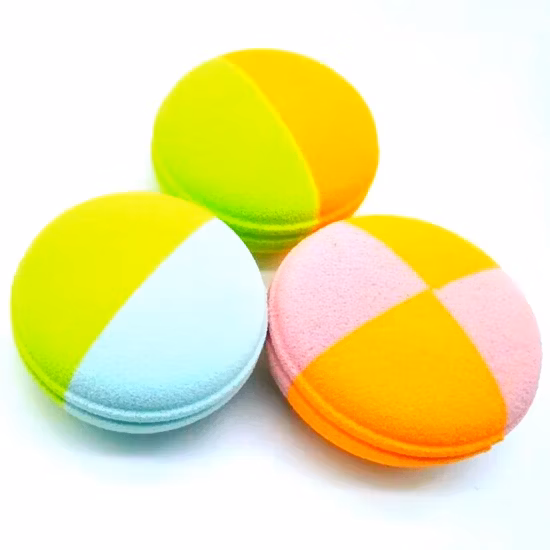 ファッショナブルな完璧なスムーズマカロンエア BB クッションビューティーブレンダースポンジ OEM Nihito ラテックスソフトメイクアップパフ